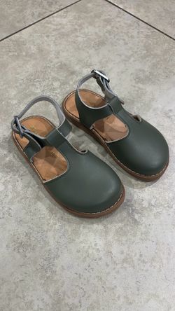 Freshly Picked Toddler Girl’s Olive Newport Clog / Sandals, Size 8