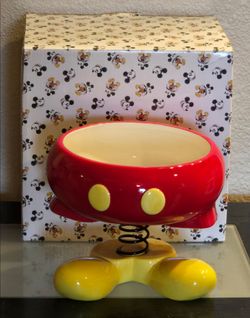 Brand NEW Mickey Mouse Body Parts Spring Bowl
