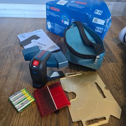Bosch 65 ft. Laser Square Laser Level for Tile and Square Layout