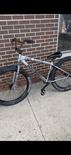 2019 Marshawn lynch Beast mode ripper SE bike