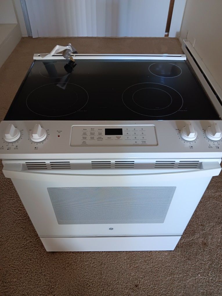 GE Electric Stove And Oven