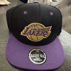 Lakers Snap Hat