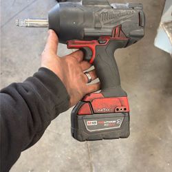 Milwaukee 1/2 Impact And Battery 