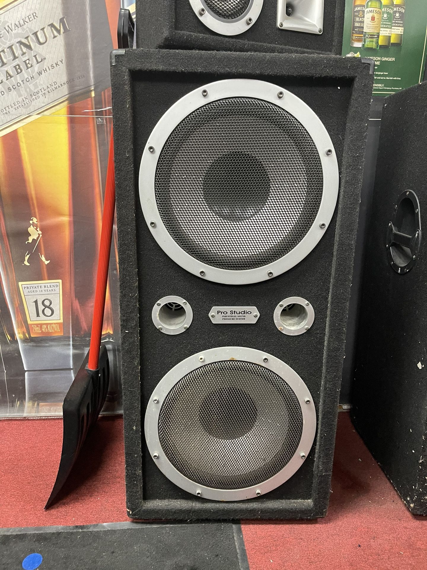 STERO SET FOR FOR SALE WITH AMP AND MIXER