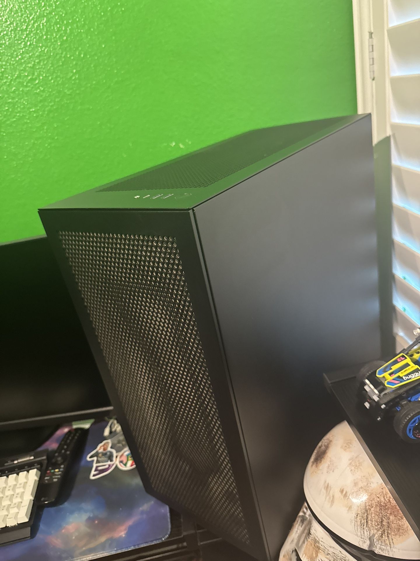 💻 High-End Custom Gaming & Creator PC – RTX 3080, i7-12700K, 32GB RAM, 1.5TB SSD – Ready to Game Setup Comes With 2 Monitors And A Keyboard