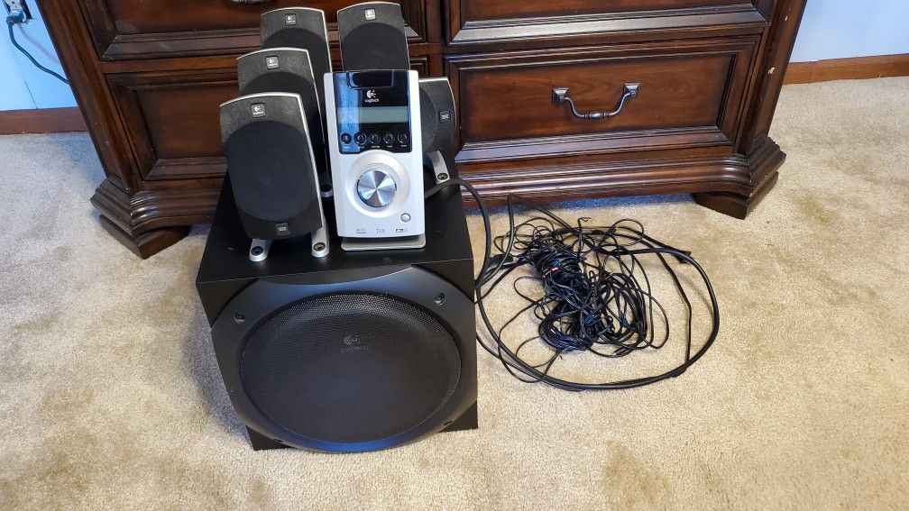Logitech 5.1 Surround Sound System