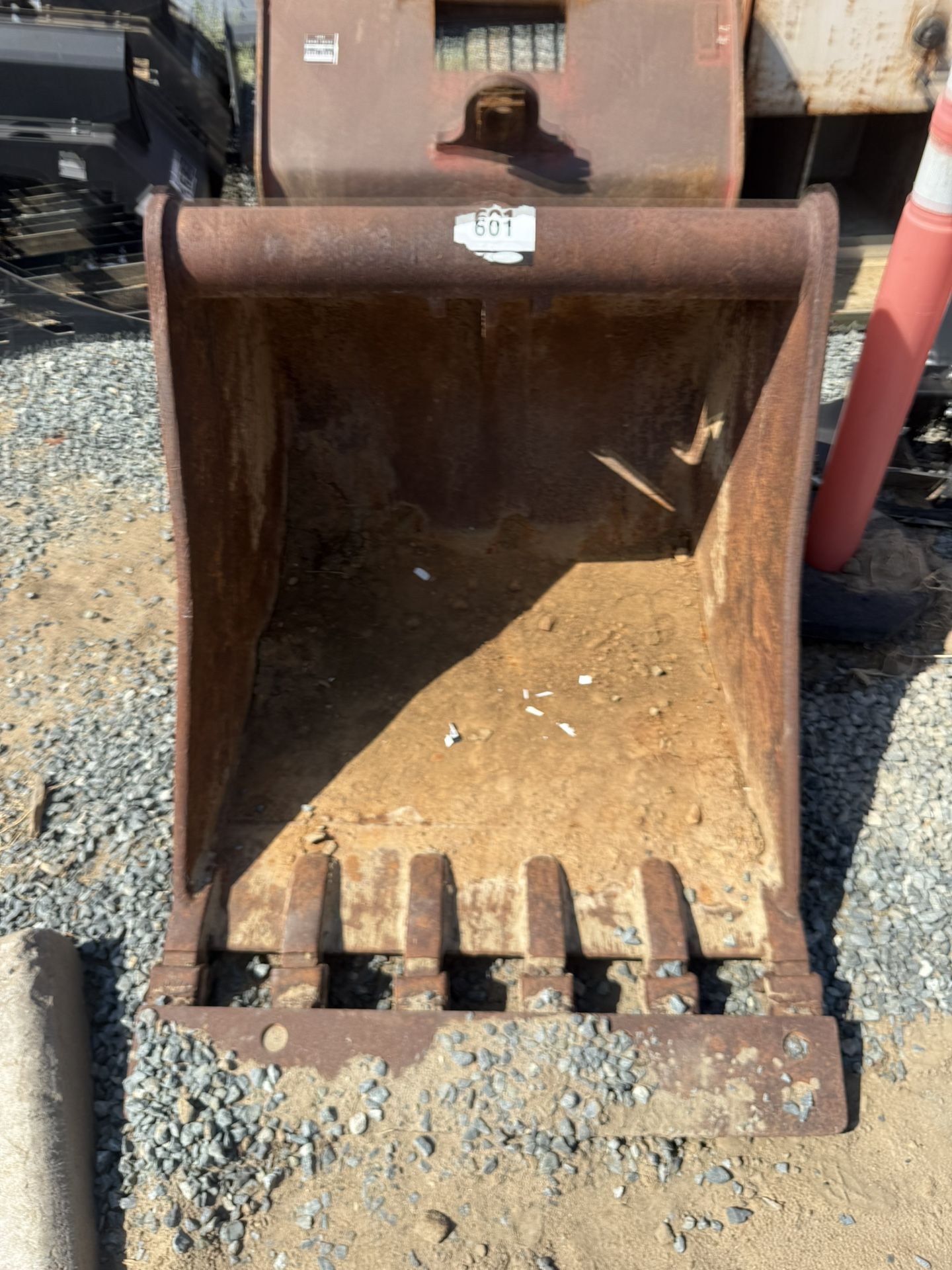 Excavator bucket, 36 inch