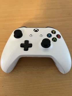 Xbox Wireless Controller – White – Excellent Condition