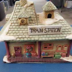 Vintage Ceramic Train Station Lighta Up