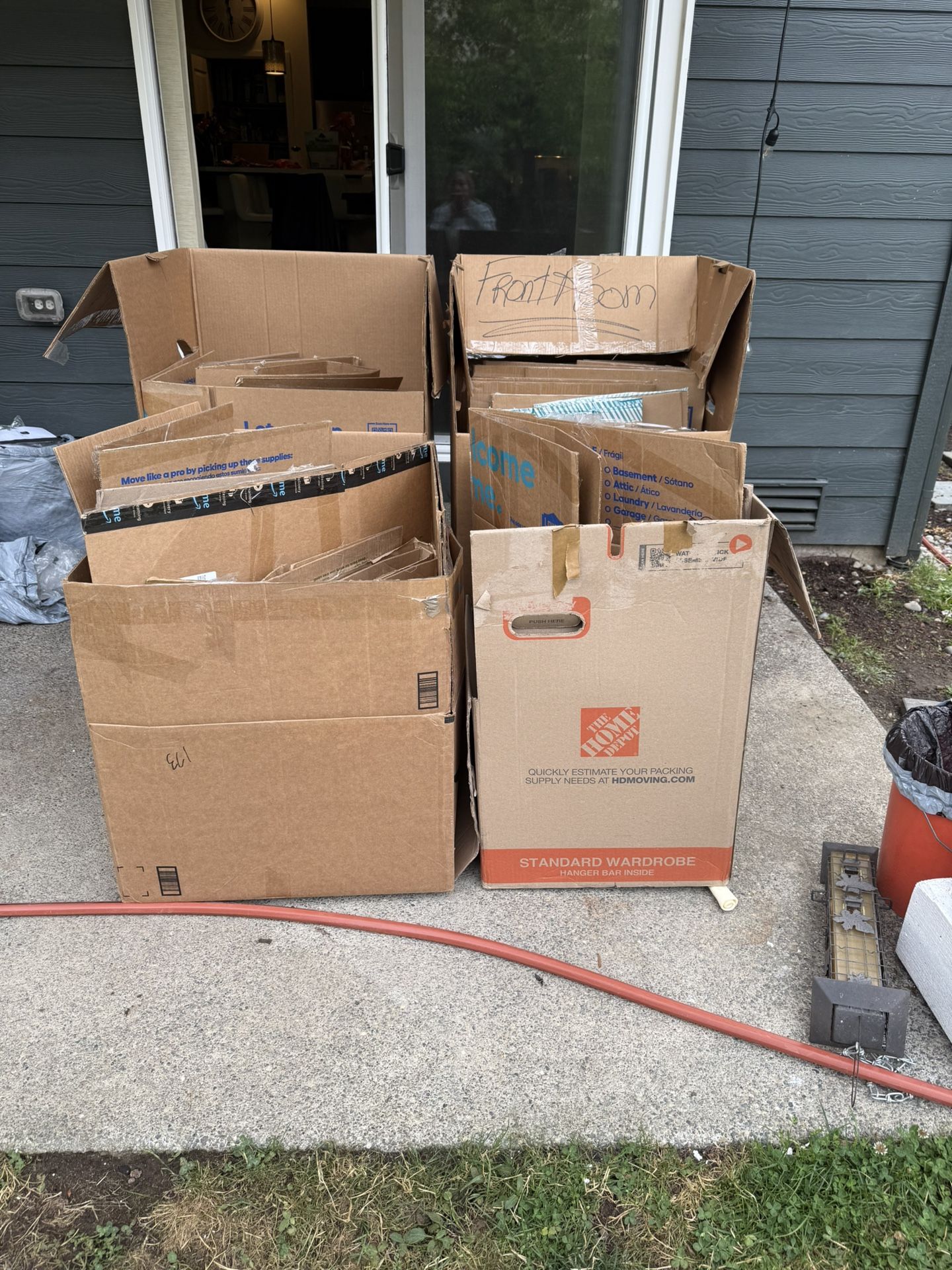 Free Moving Boxes