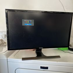 27in Samsung Monitor NO SPEAKERS