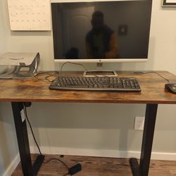 Adjustable Standing Electric Desk 