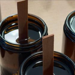 OUD + INCENSES SOY WAX CANDLE 