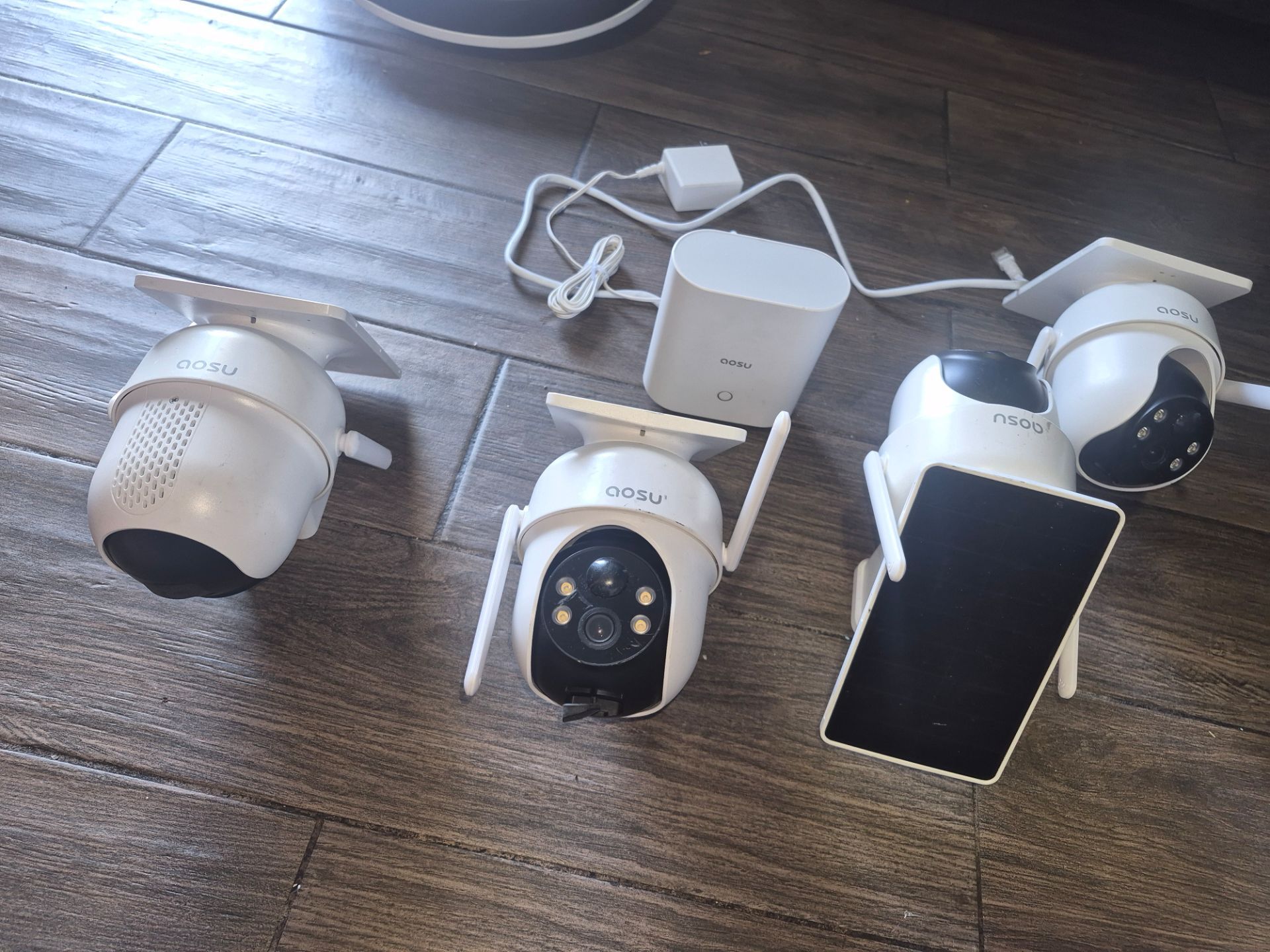Aosu solar cam classic wirelwkķììù