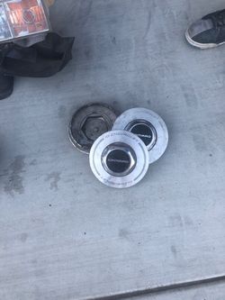 Camaro wheel caps