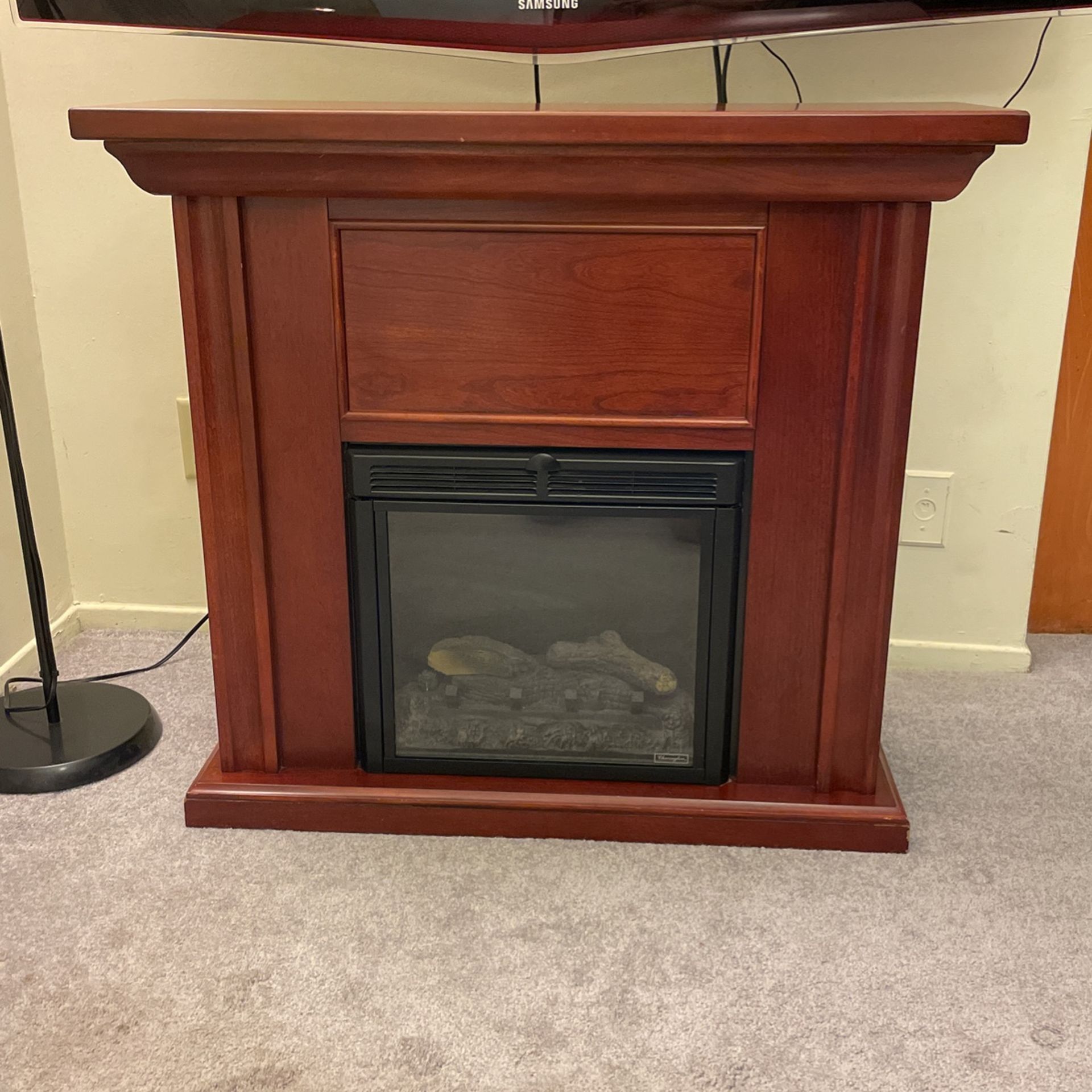 Electric Fireplace (Cherrywood Color) for Sale in Los Angeles, CA - OfferUp