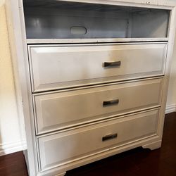 White Dresser