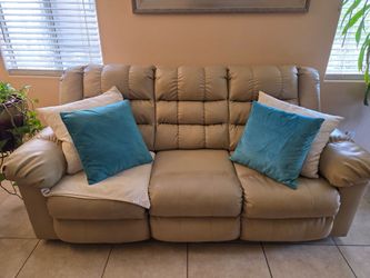 Couch and loveseat reclining