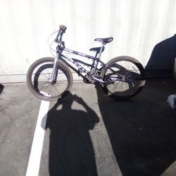 Haro Parkway BMX Bike