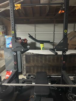 Rogue Monster Lite Squat Rack