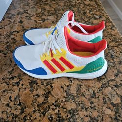 adidas gazelle silver green womens LEGO x adidas LEGO x adidas UltraBOOST DNA FY7690 main image 1