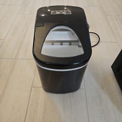 Ice Maker 