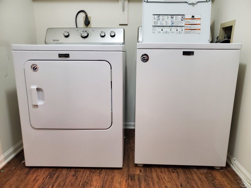 Moving Out!Maytag Washer and Dryer Set (10 yr warranty)