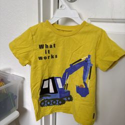 Toddler boy shirt short sleeve top tank tee green tee size 2-3T little boy  Comes from pet free smoke free home  Washed with detergent & sanitizer 