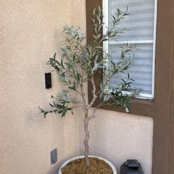 4 Ft Faux Olive Tree (olive less)