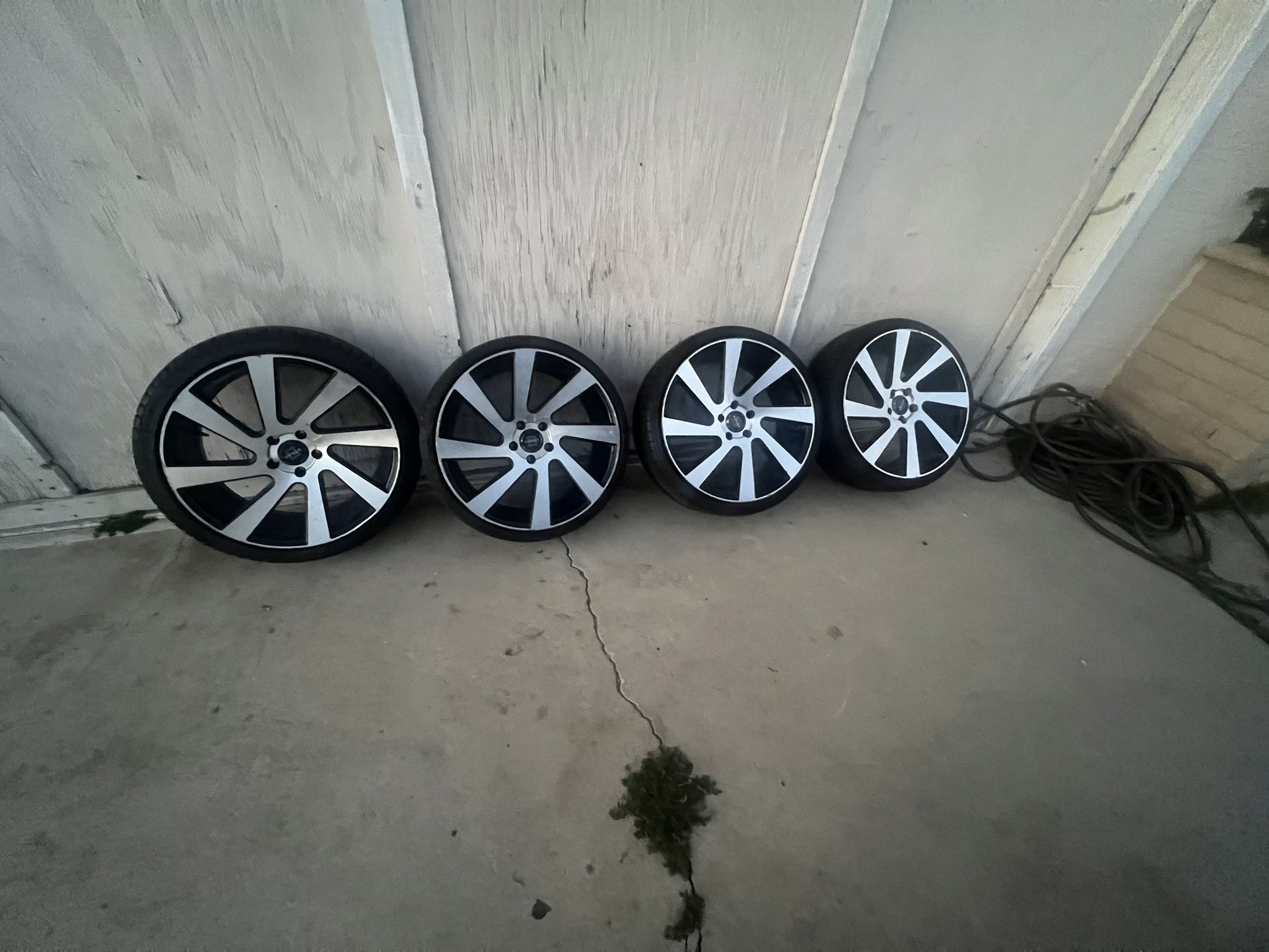 20 Inch Blade Rims And Tires
