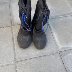 Boys Sorel Snow Boots Size 5