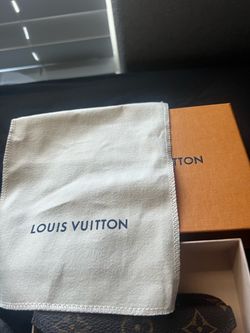 Louis Vuitton  retro card holder