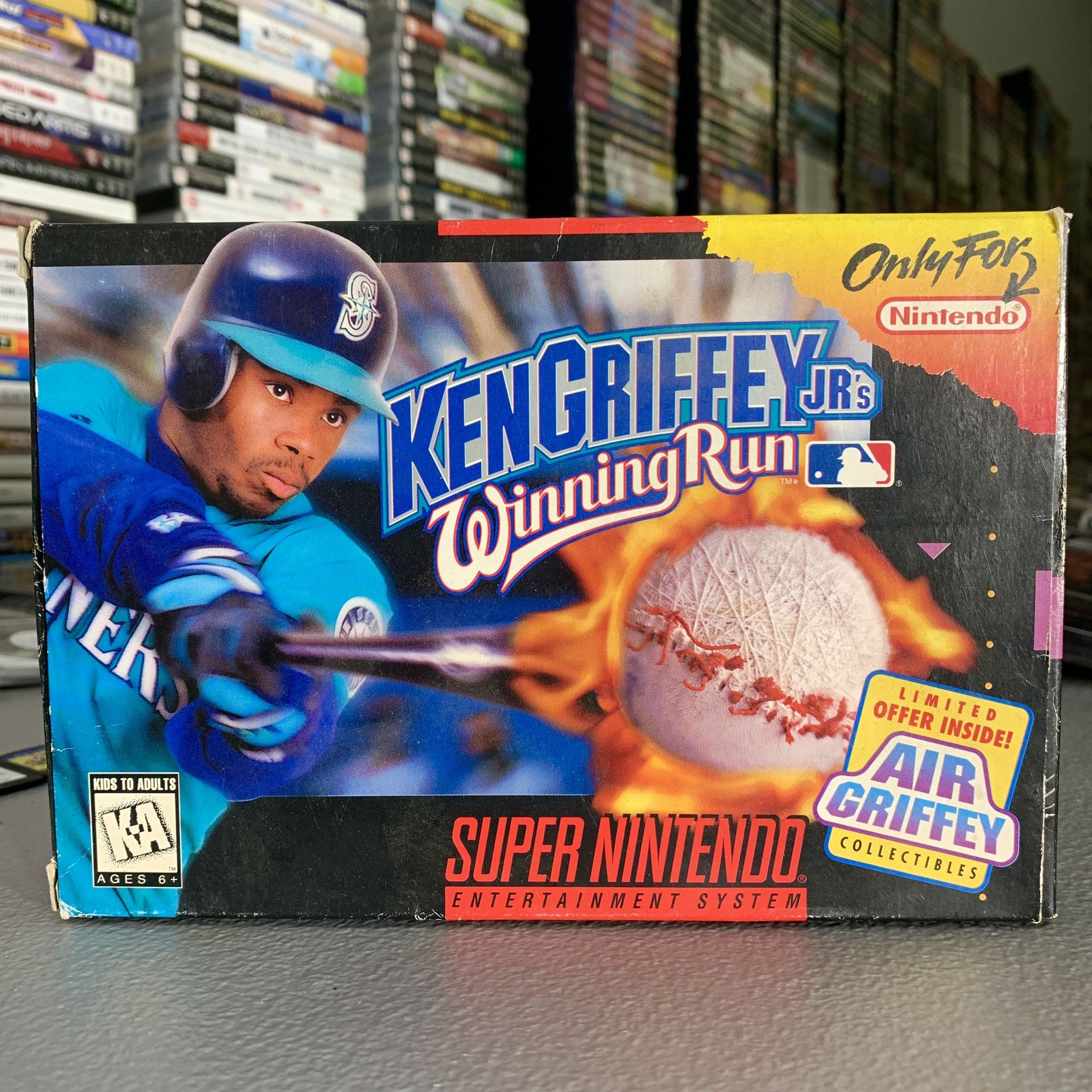 Ken Griffey Jr.'s Winning Run (Super Nintendo Entertainment System, 1996)  *TRADE IN YOUR OLD GAMES FOR CSH OR CREDIT HERE/WE FIX SYSTEMS*