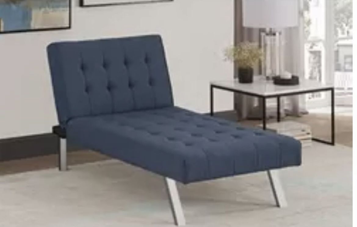FREE!!! Blue Chaise lounge