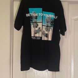 Men’s T Shirt “Be True To Yourself” XL