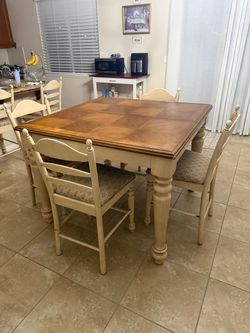 Solid Diner Table