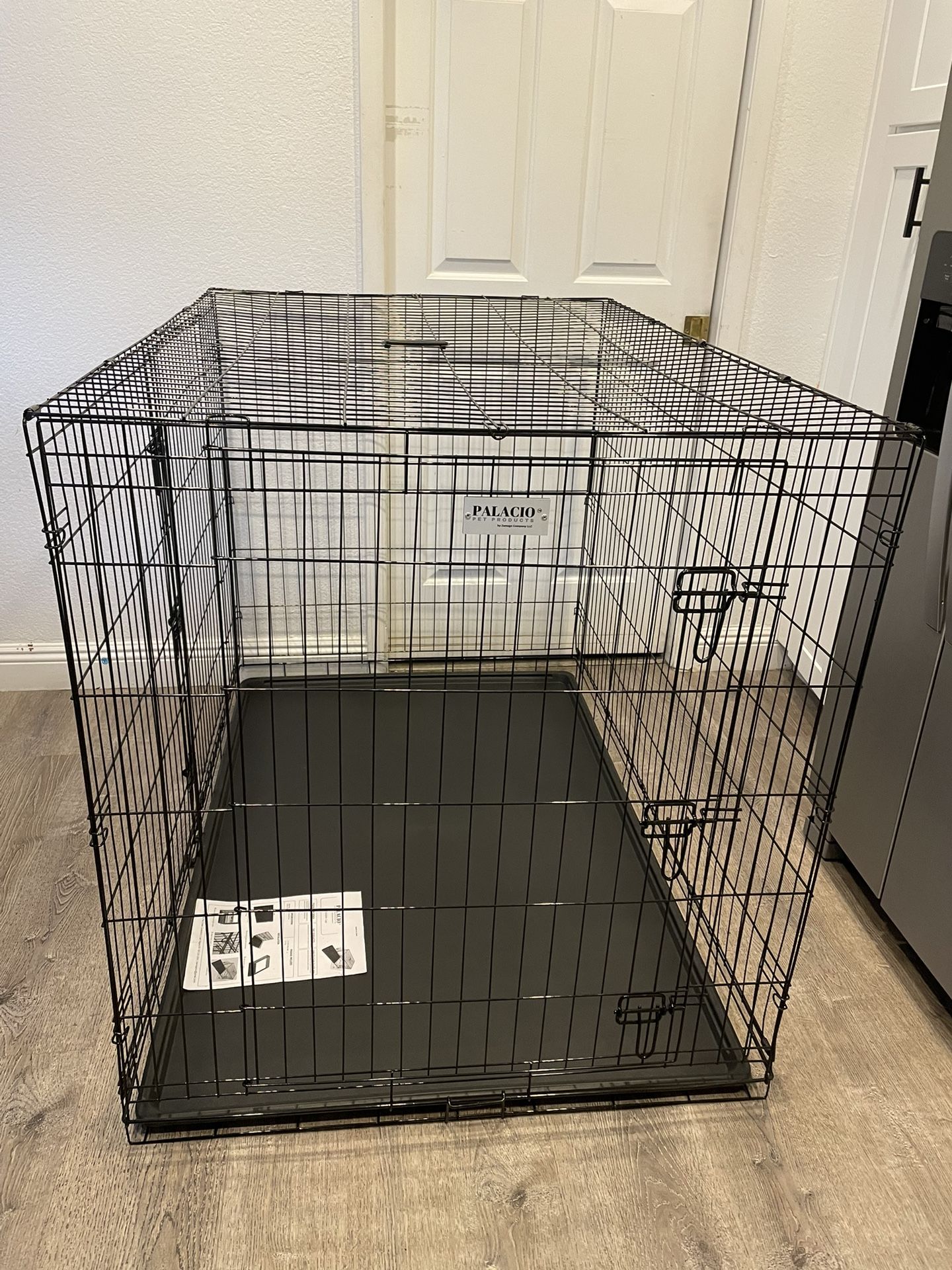 New XXXL 54” kennel $109 Firm Firme
