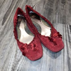 Red Flats Good Condition 