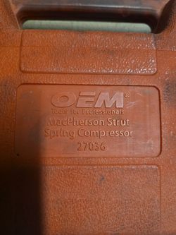 Strut sping compressor