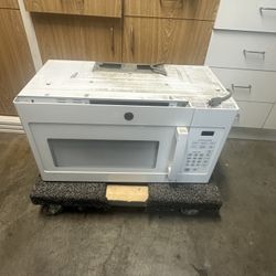 GE Over-the-Range Microwave Oven