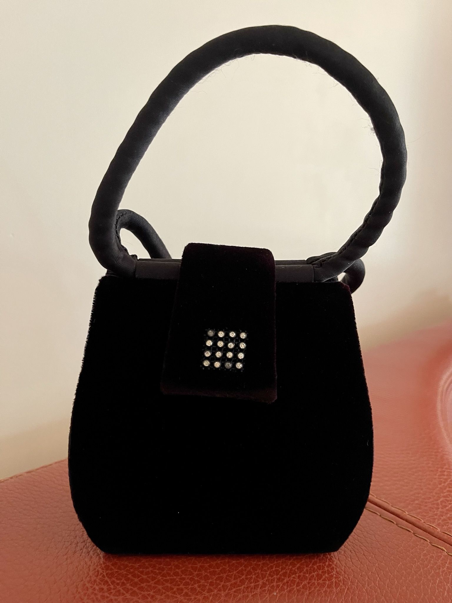 Vintage Black Evening Structured Bag With Rhinestone Clasp; UK 0973682