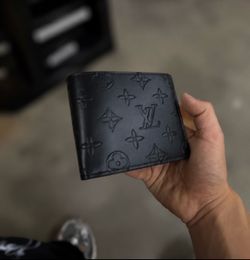 Lv wallet