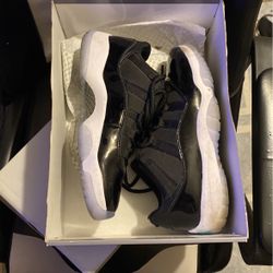 Jordan 11s