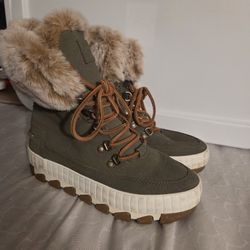 Sperry Olive Green Boots