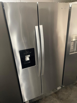 Whirlpool Side‑by‑Side Fridge – Stainless, Ice/Water Dispenser