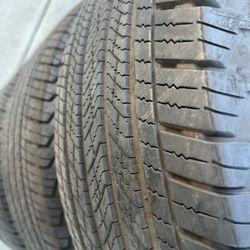 265/65/18 used Michelin tires 70-75% life left 265/65r18 Llantas Usadas 70-75% de Vida