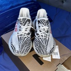 Yeezy zebra 350v2