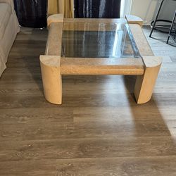 Living room coffee table exclusive not sure if it’s marble, but very rare nice heavy