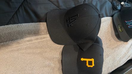 Snap backs