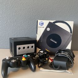 Nintendo Gamecube DOL-001 Black Complete in Box